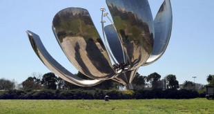 Floralis Genérica